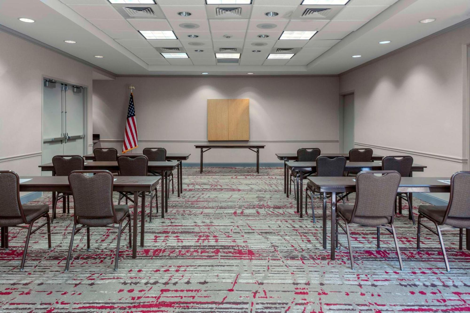 Hotel Hilton Garden Sarasota-bradenton Airport 3*