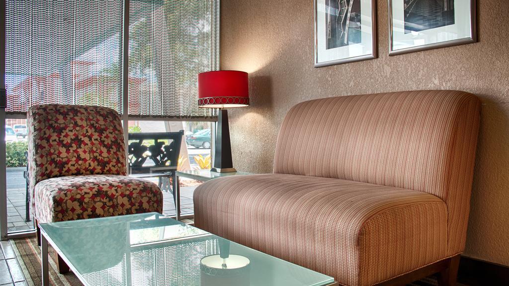 Hotel Baymont By Wyndham