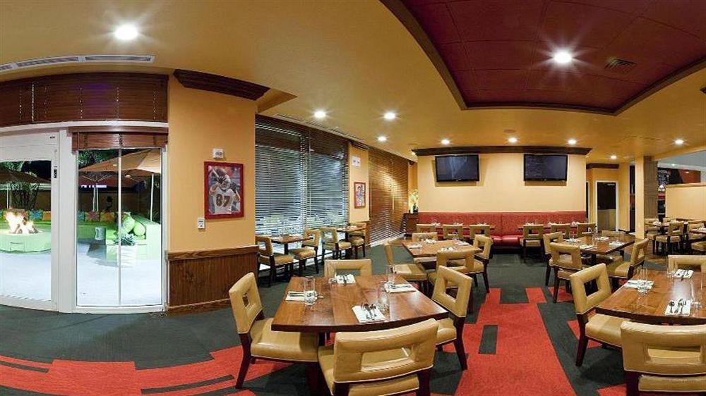 Doubletree By Hilton Bradenton Airport Hotel 4*