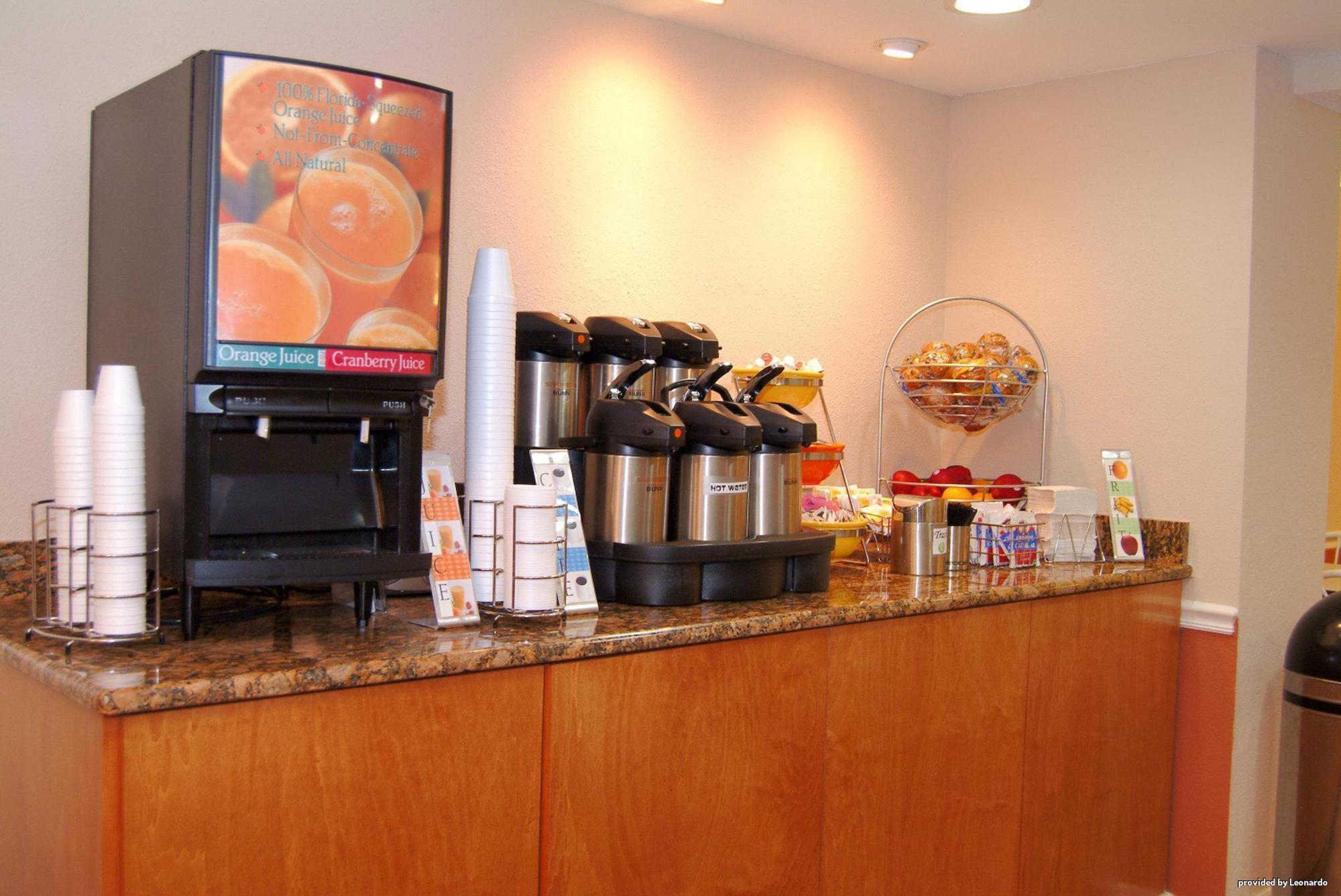 Baymont By Wyndham Hotel Sarasota