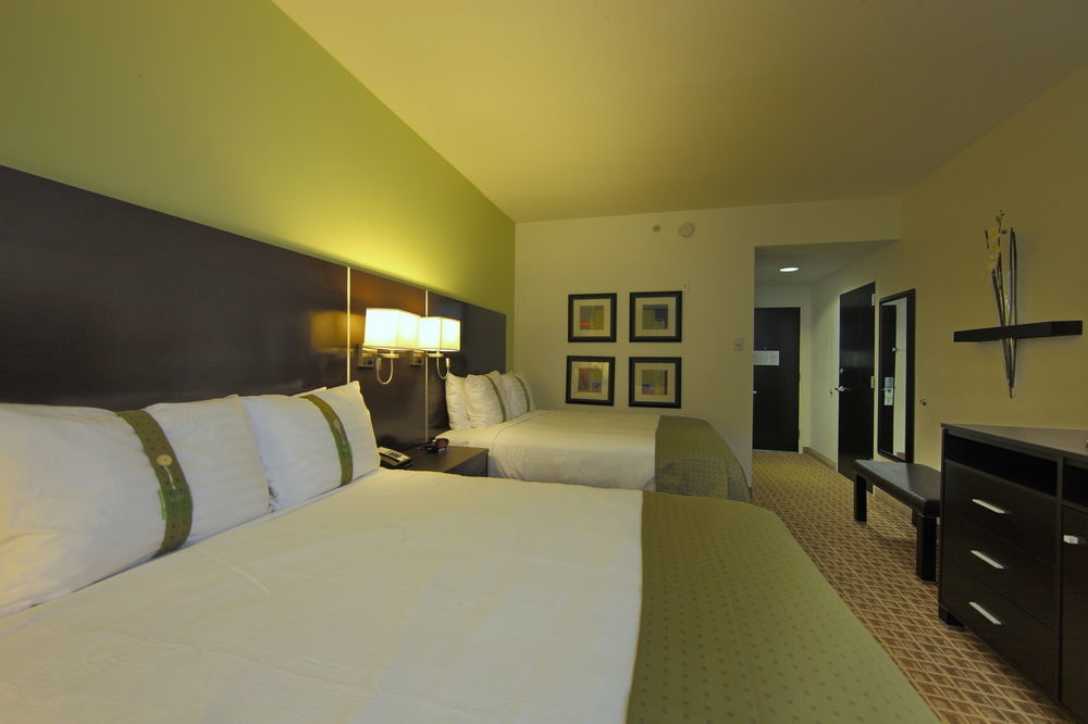 Doubletree By Hilton Bradenton Airport Hotel