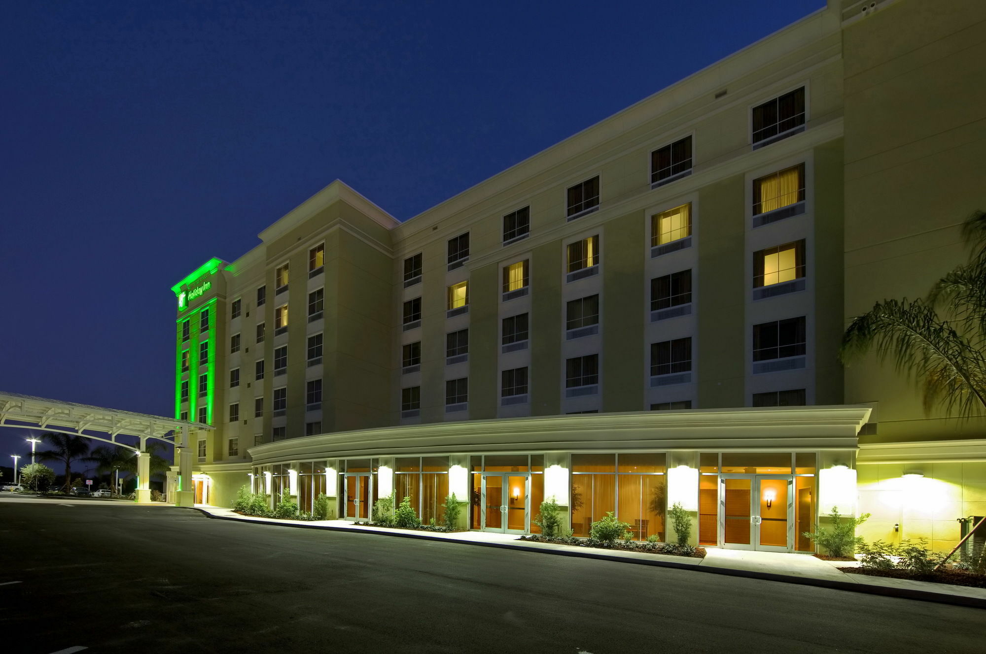Doubletree By Hilton Bradenton Airport