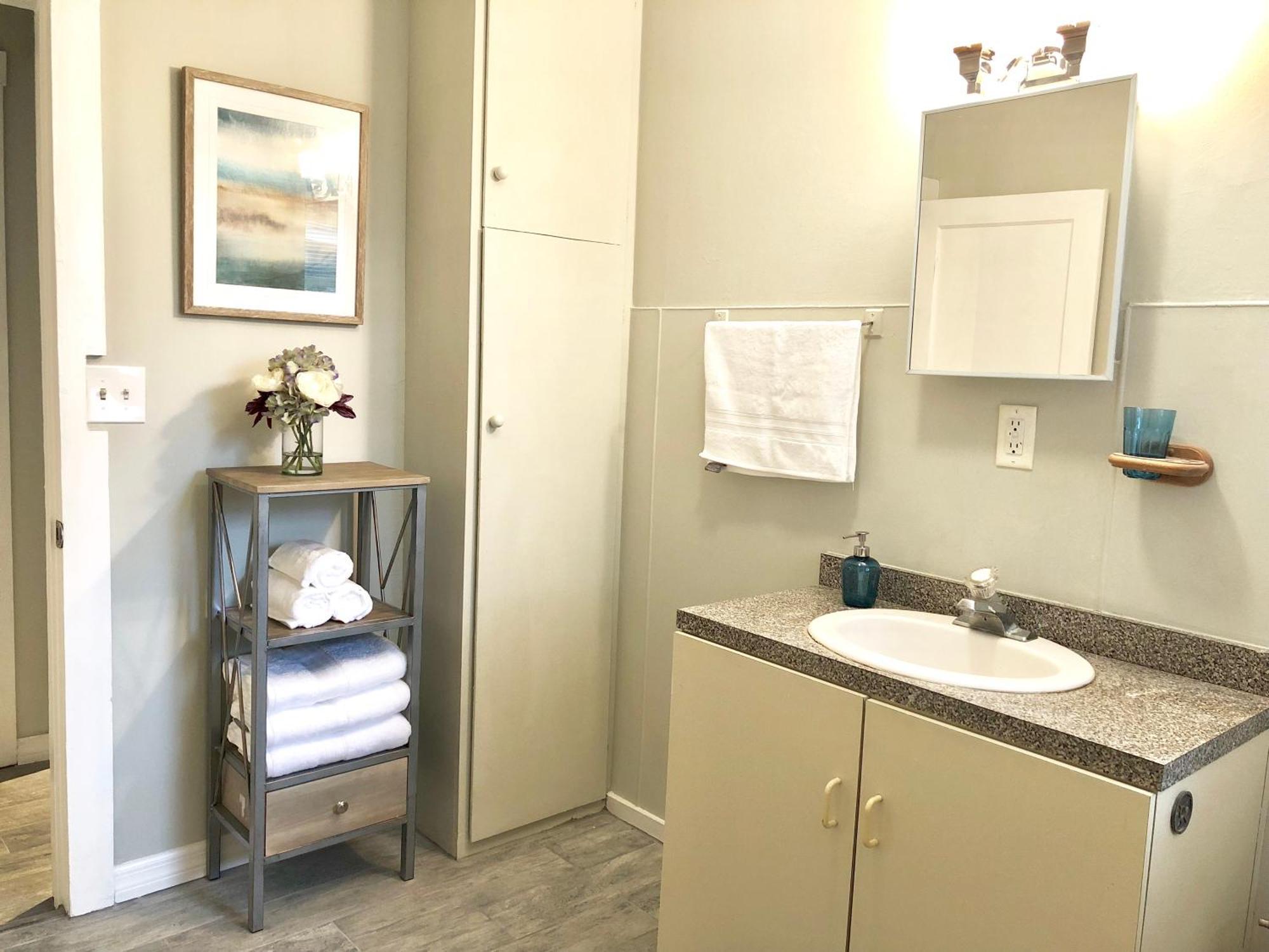 Apartment Downtown Near Siesta Key Beaches And Golfing *