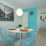 Modern & Fresh - Less Than 3 Miles To The Beach!