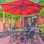 Vibrant Sarasota Studio Less Than 1 Mile From The Beach!