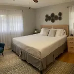 Boho Vibe 3B/2B Centrally Located Alta Vista Home