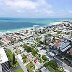 Charming Studio Unit Across From Lido Key Beach