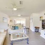 Sarasota House With Private Pool - 4 Mi To Beach!