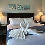 Lantern Inn & Suites - Sarasota