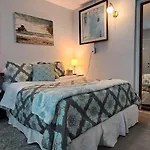 Sweet Studio In Sarasota