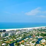 Sarasota Updated Pool Home, Near Siesta Key