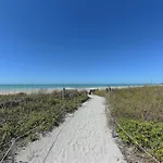 Ultimate 2 Bedroom Condo On Siesta Key Sarasota County Condo 1003