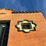 Burns Square Boutique Hotel