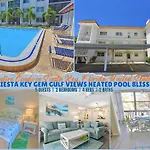 Updated Condo With Pool, Walk To Crescent Beach & Restaurants!