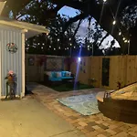 Mini Studio: 10 Min/Siesta Key/Private Entrance/