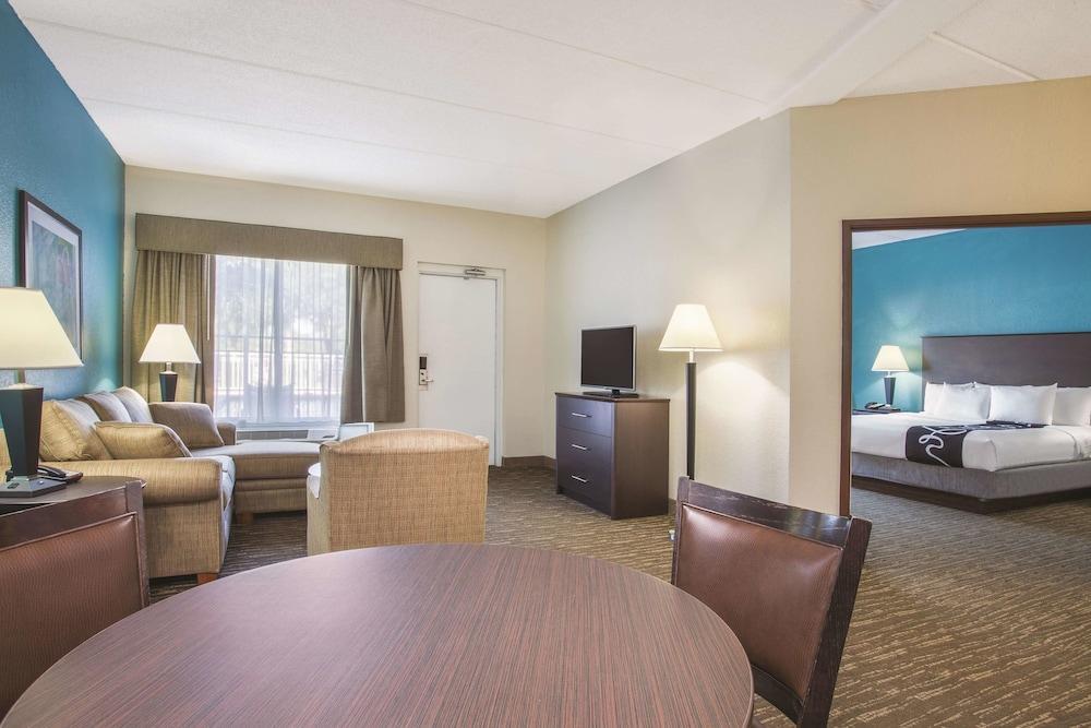 Hotel Comfort & Sarasota I75