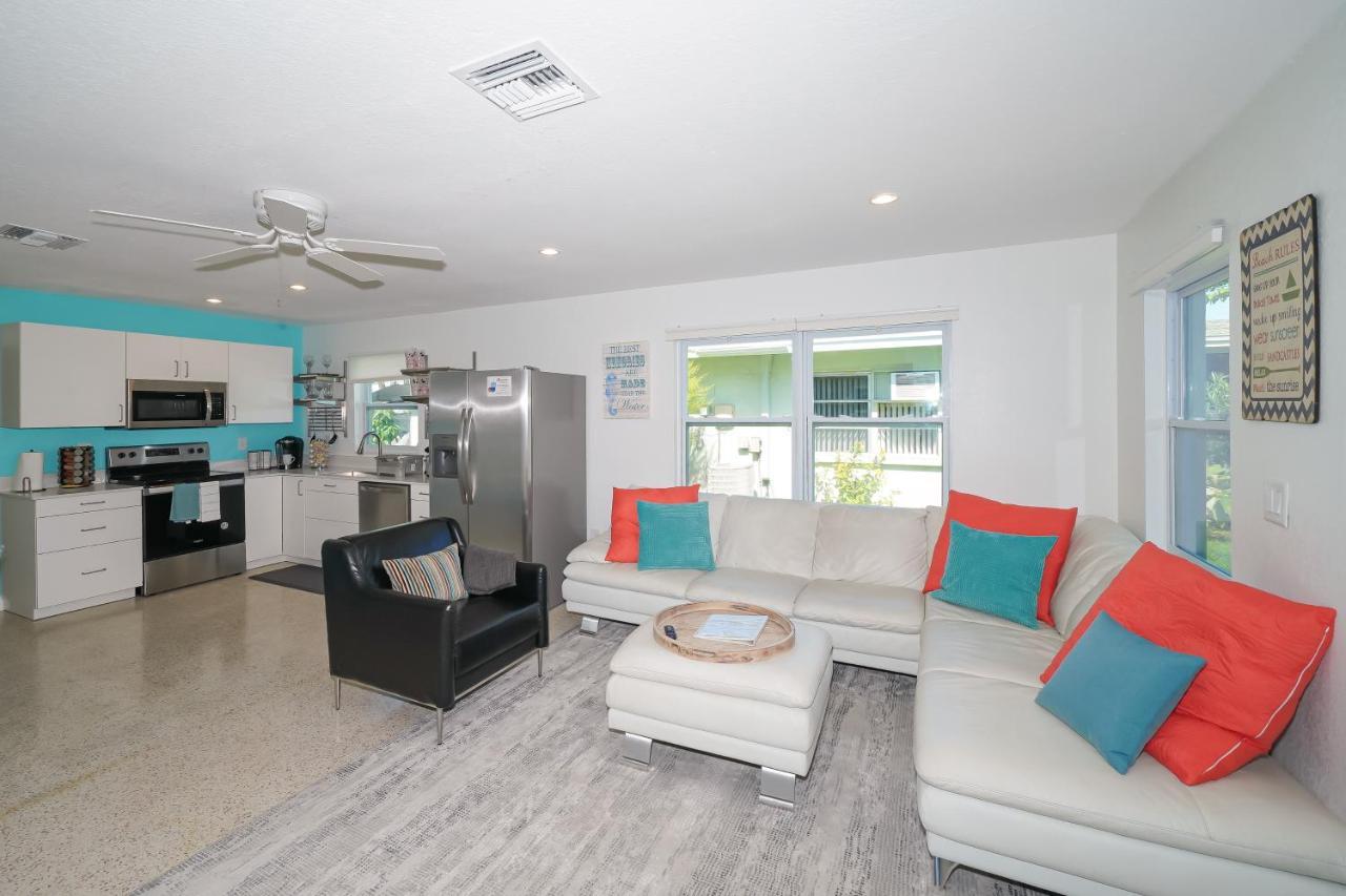 Modern & Fresh - Less Than 3 Miles To The Beach! * Sarasota