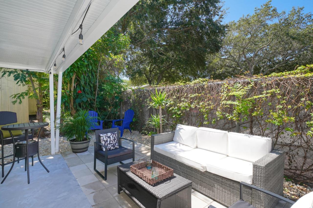 Modern & Fresh - Less Than 3 Miles To The Beach! Holiday home *