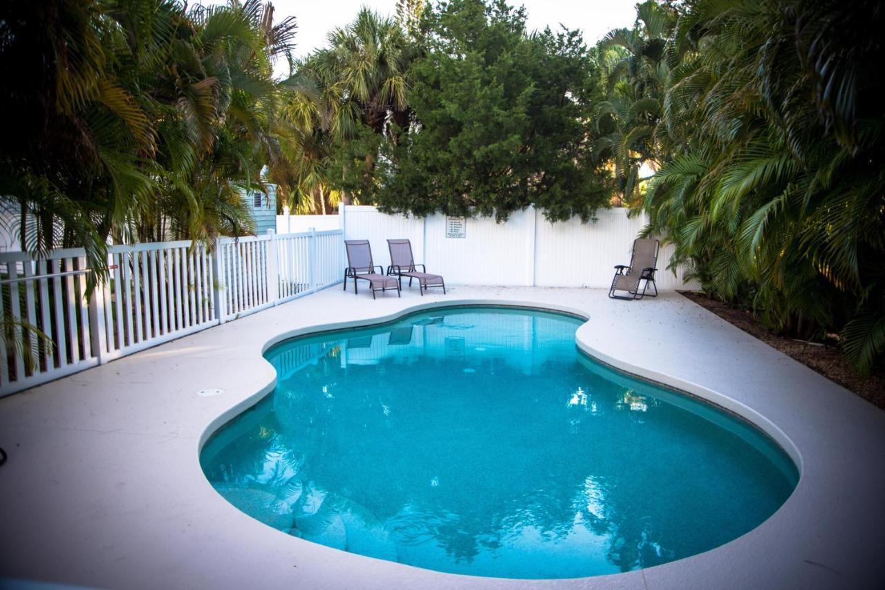 323 Canal Rd - Siesta Key Village Holiday home *