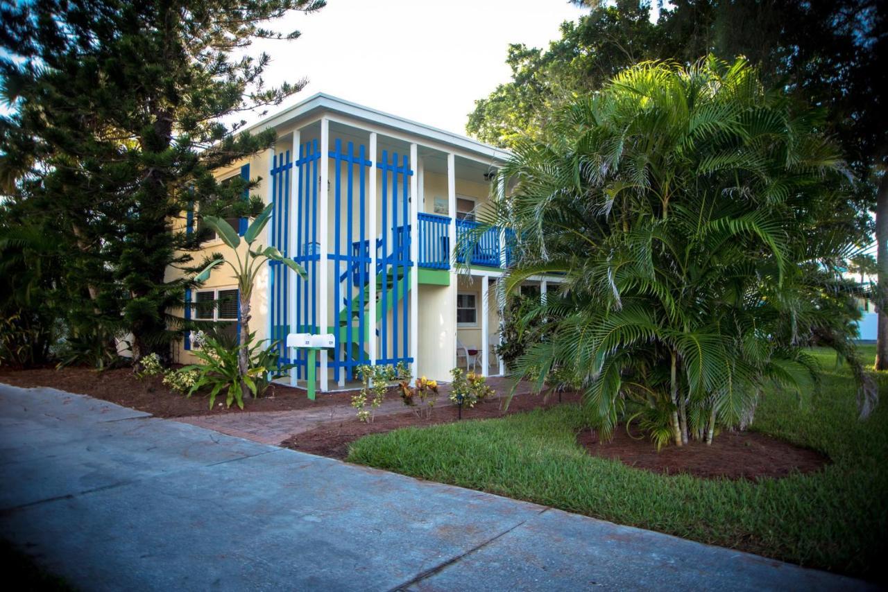 323 Canal Rd - Siesta Key Village Sarasota