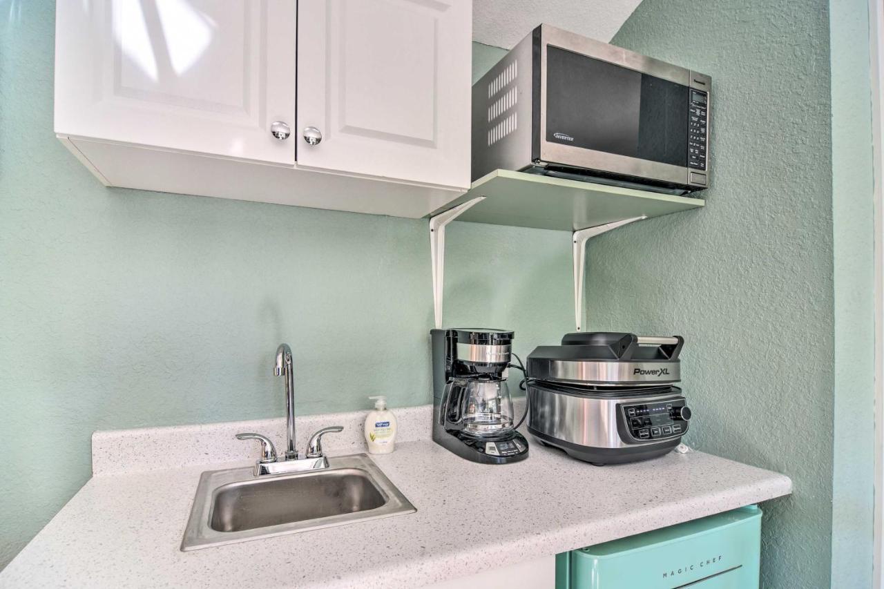 Vibrant Less Than 1 Mile From The Beach! Sarasota