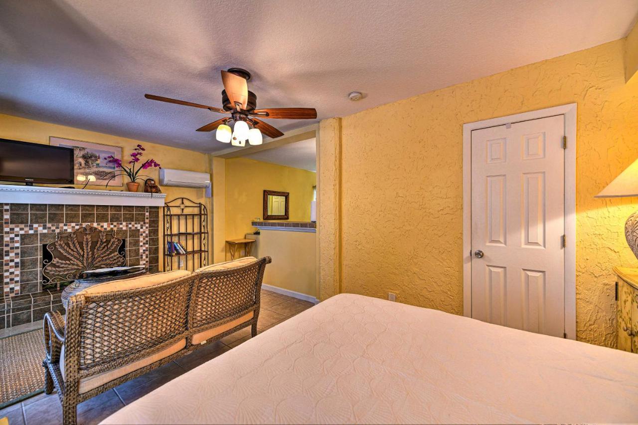Lido Key Hideout With Patio And Yard And Walk To Beach! Apartment Sarasota