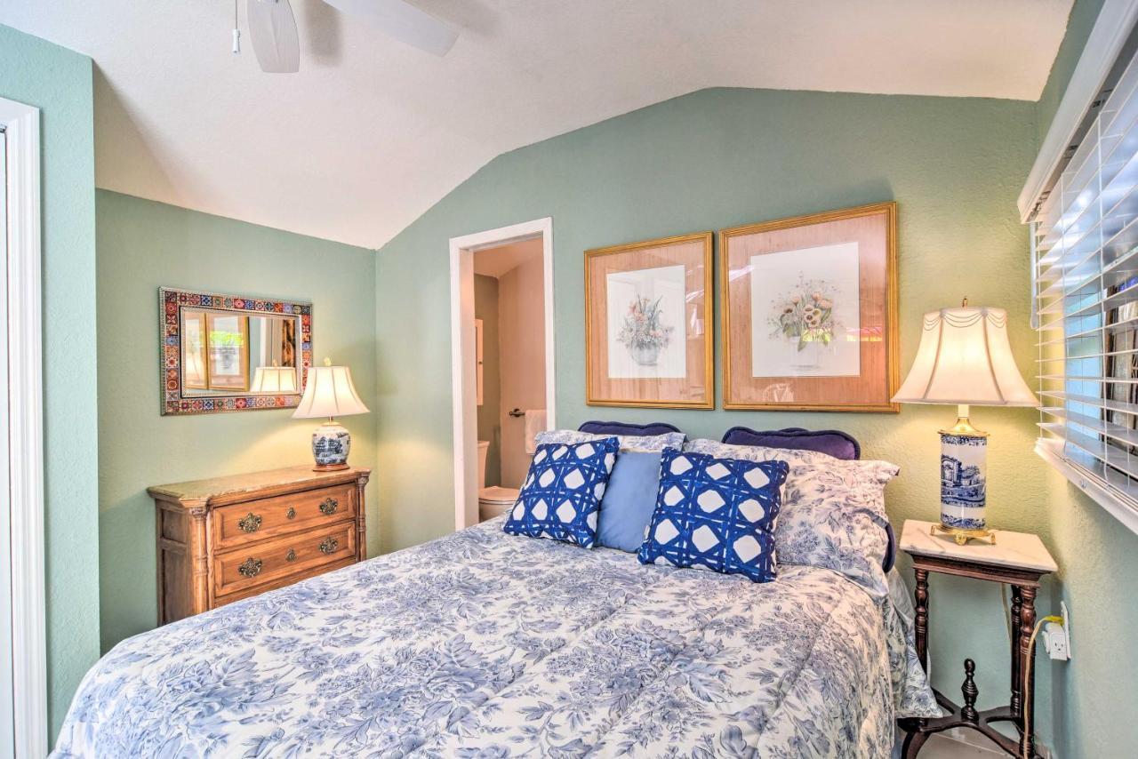 Apartment Vibrant Less Than 1 Mile From The Beach! *