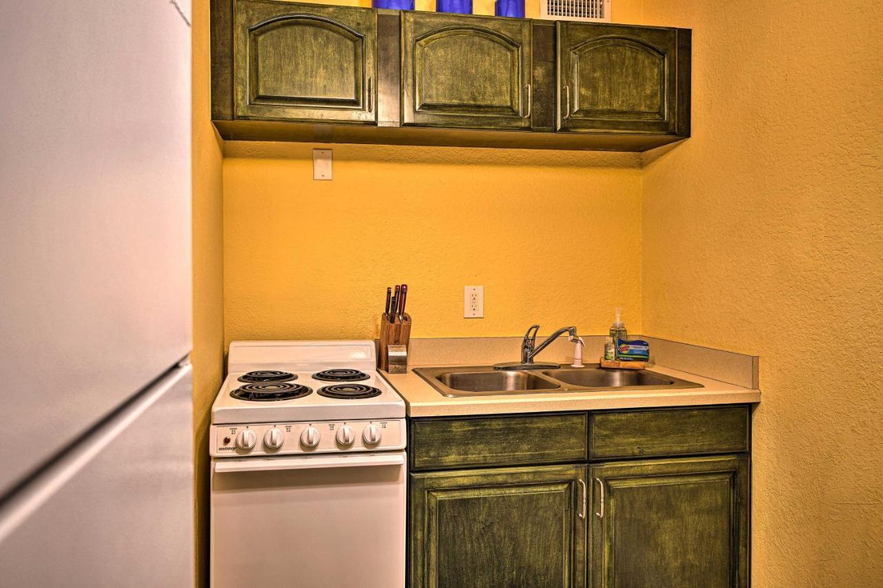 Apartment Lido Key Hideout With Patio And Yard And Walk To Beach! *