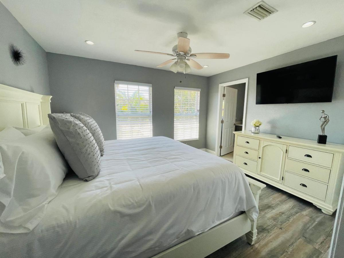 Paradise Heated Pool Near Img & Siesta Key Sarasota