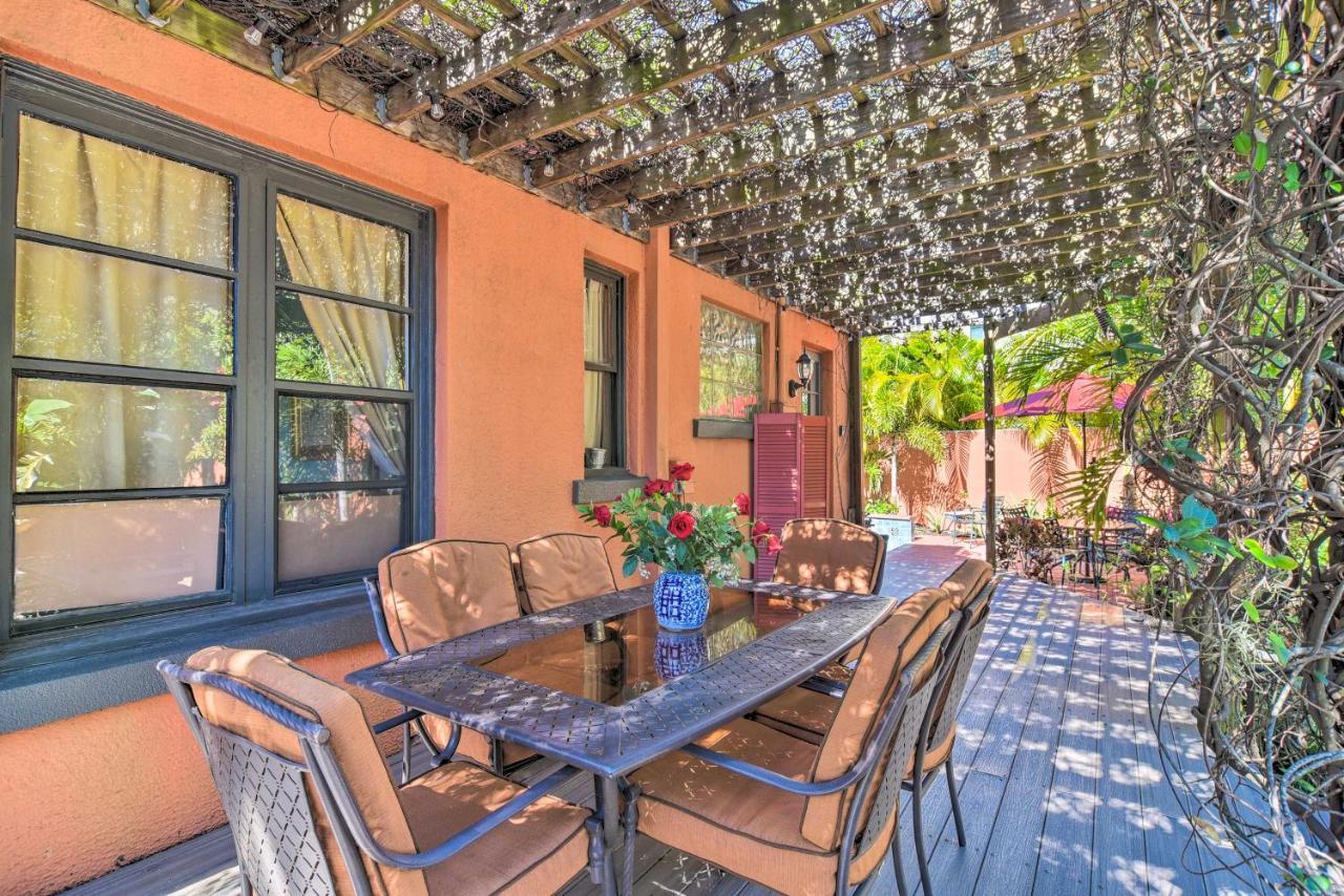 Vibrant Less Than 1 Mile From The Beach! Apartment Sarasota