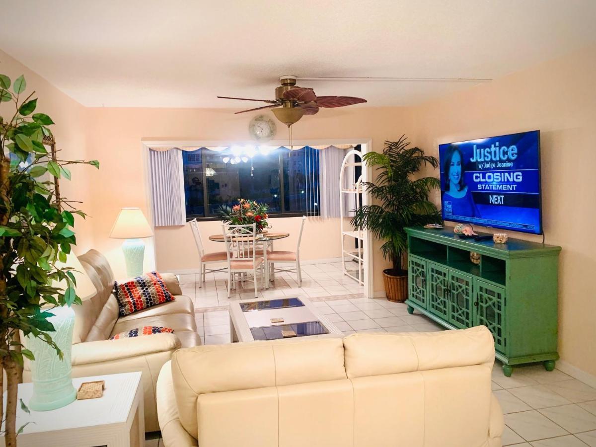 Apartment Harbor Towers Yacht And Racquet Club On Siesta Key Sarasota