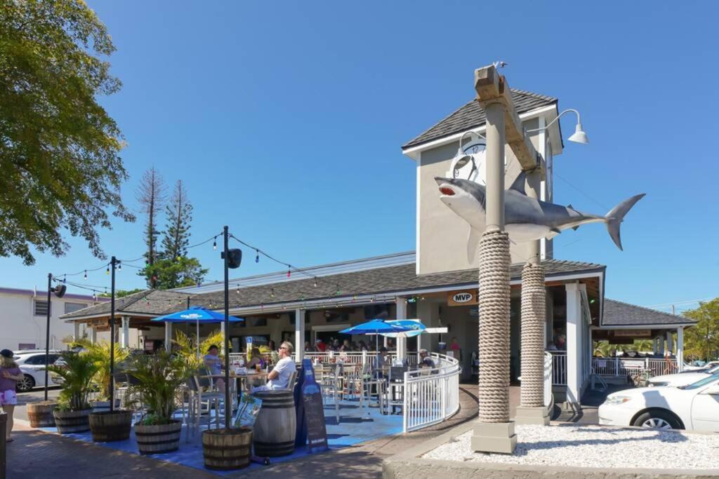 Siesta Key Village-suite #2: A Block To The Beach! * Sarasota