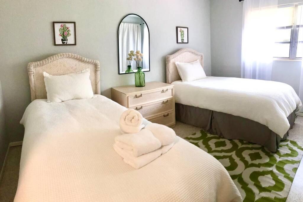 Boho Vibe 3b/2b Centrally Located Alta Vista Holiday home Sarasota
