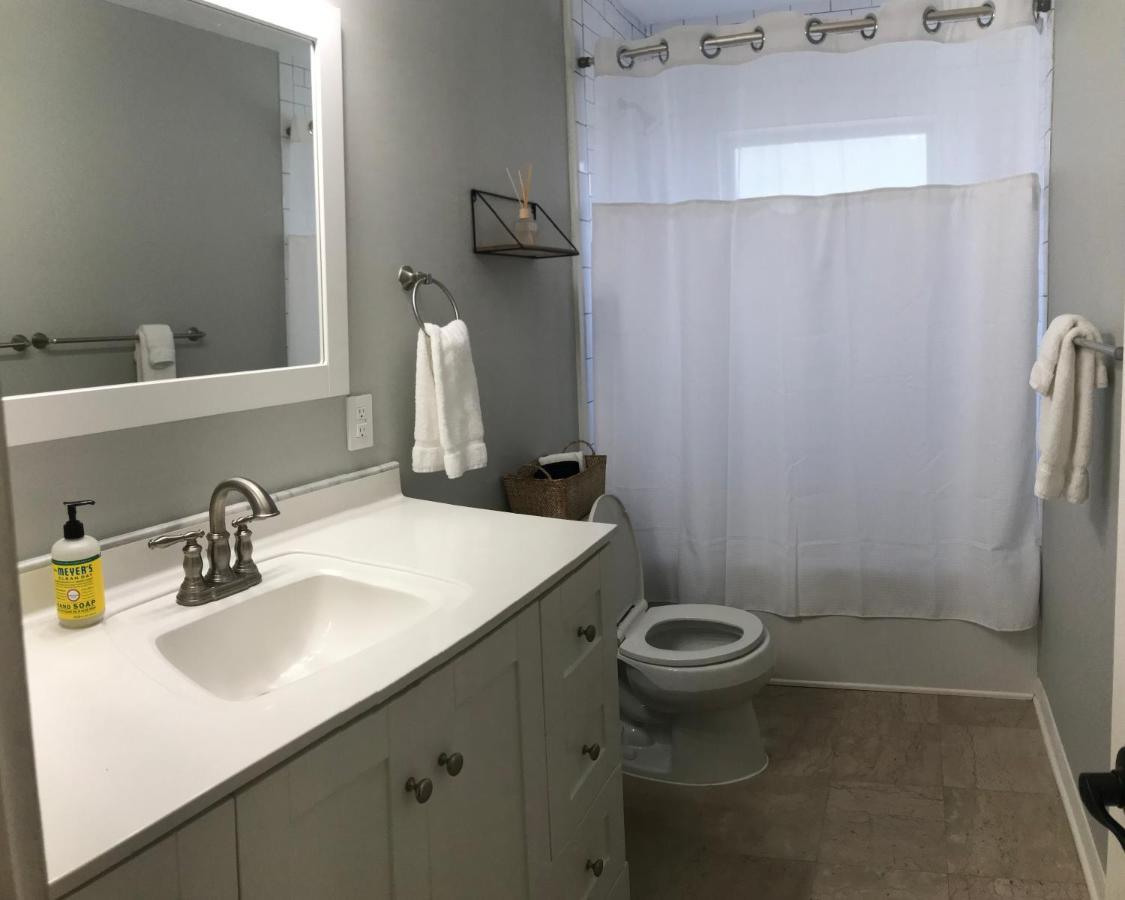 Boho Vibe 3b/2b Centrally Located Alta Vista Holiday home
