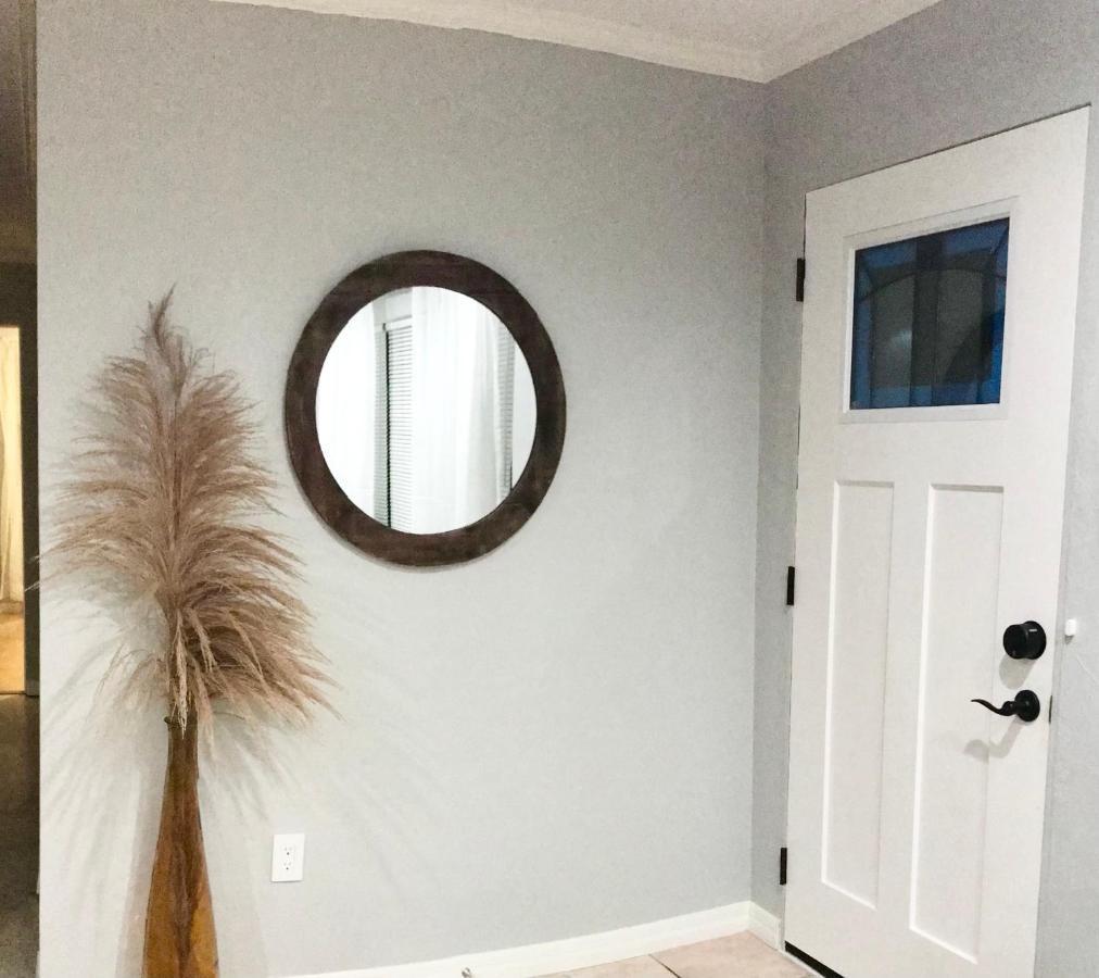 Boho Vibe 3b/2b Centrally Located Alta Vista Holiday home Sarasota