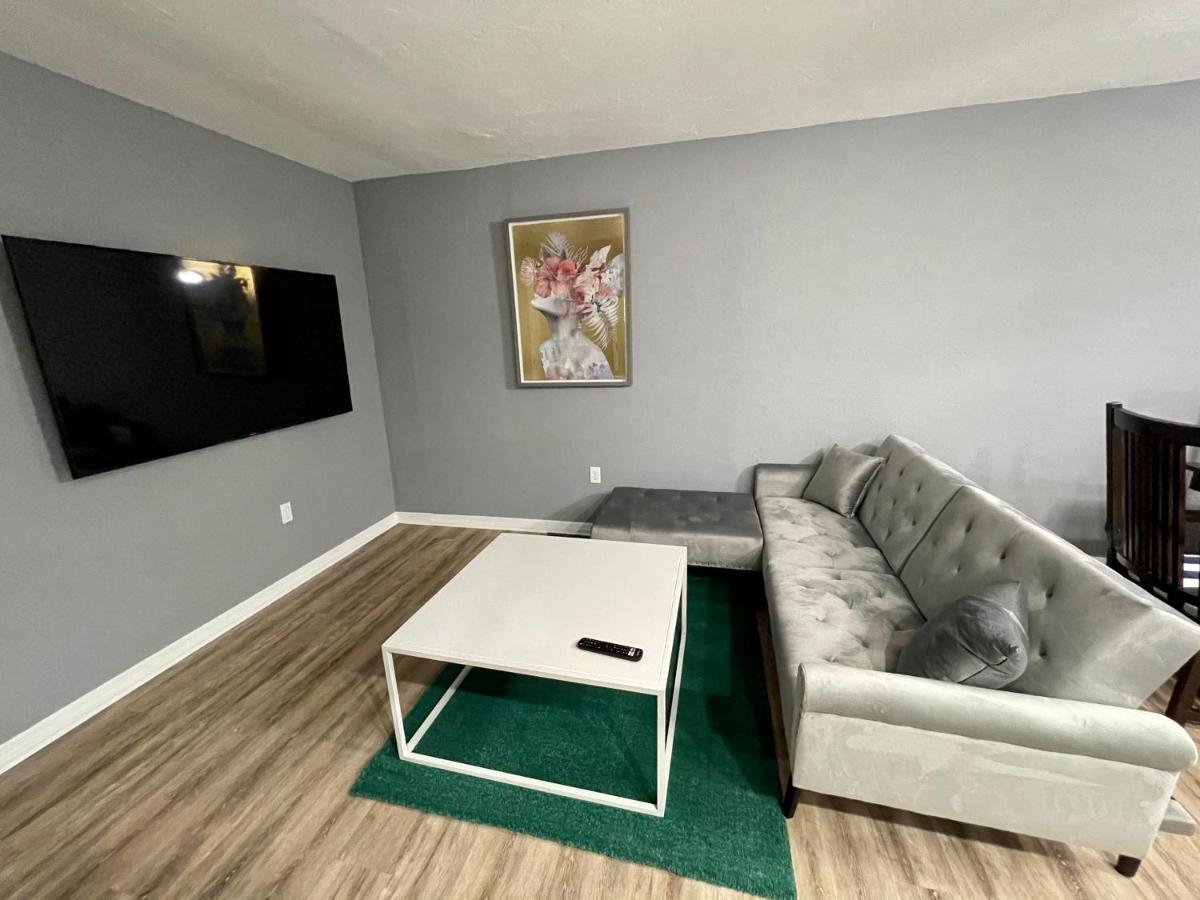 Downtown House By Siesta Key, Golfing And Pinecraft Holiday home *