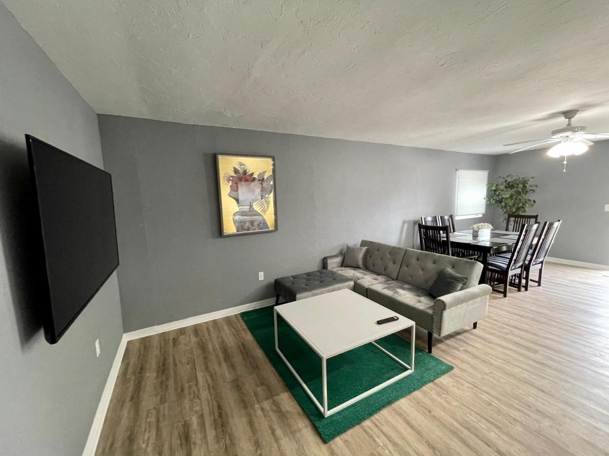 Holiday home Downtown House By Siesta Key, Golfing And Pinecraft *
