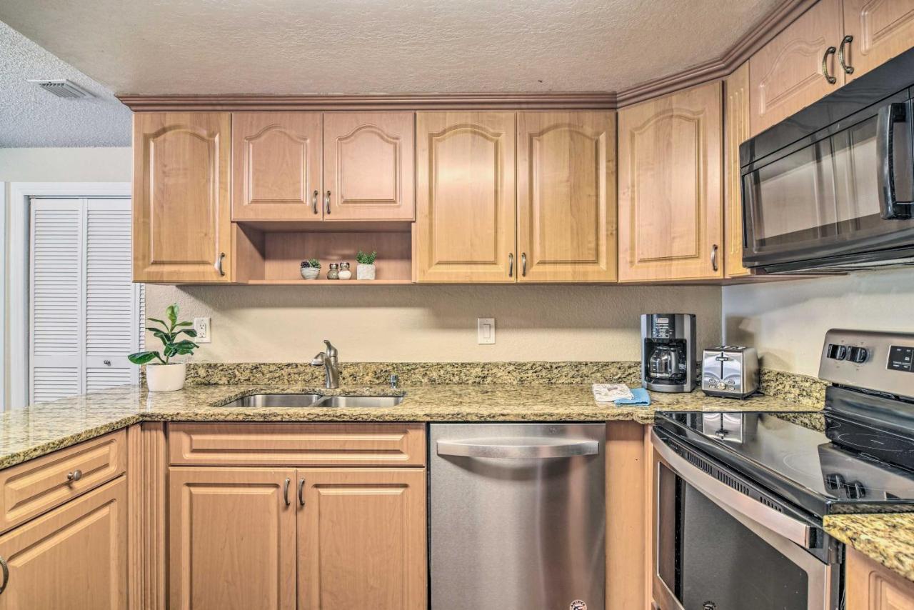 Escape About 4 Mi To Siesta Key Beach! Apartment *