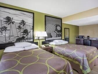 Super 8 By Wyndham Sarasota Near Siesta Key 2* Sarasota