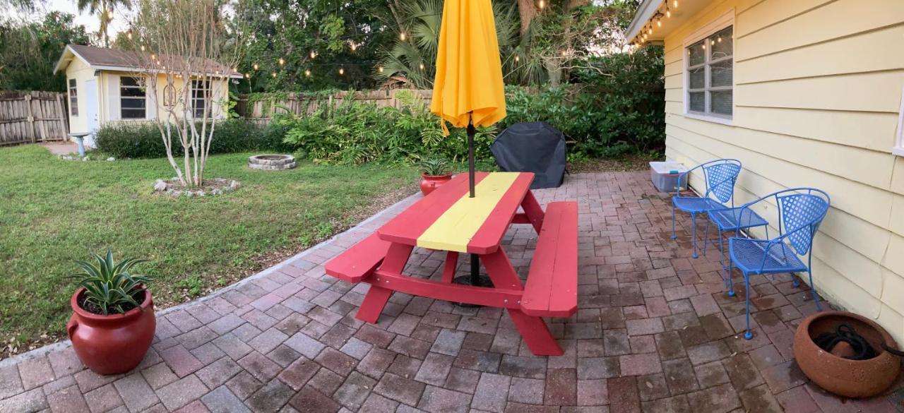 Boho Vibe 3b/2b Centrally Located Alta Vista Sarasota