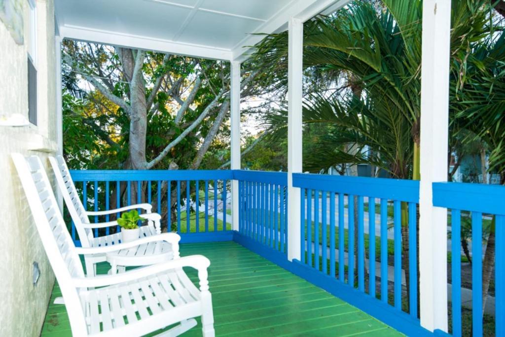 323 Canal Rd - Siesta Key Village Holiday home *