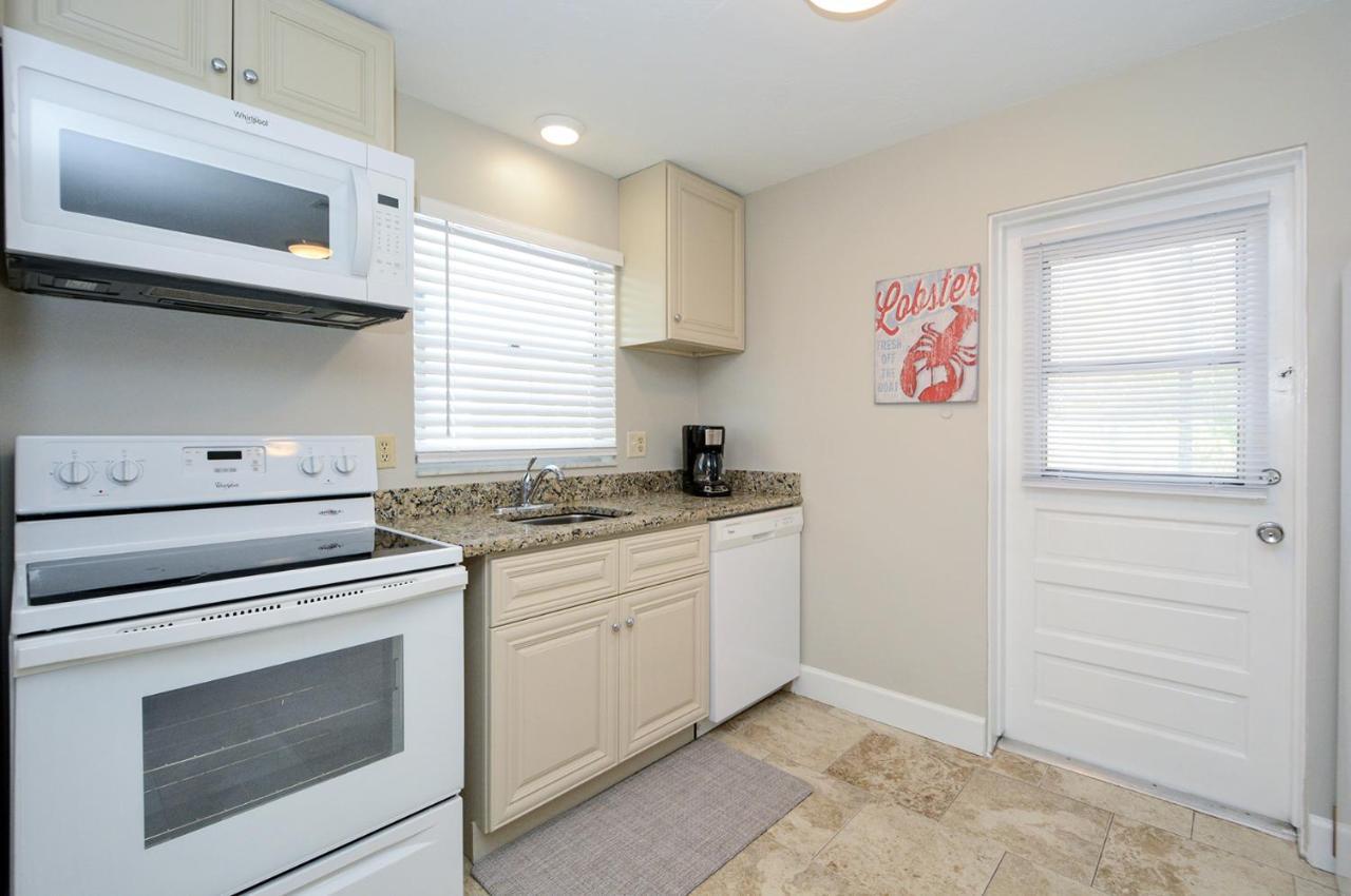 Apartment Canal 311 - Right In Siesta Key Village! *