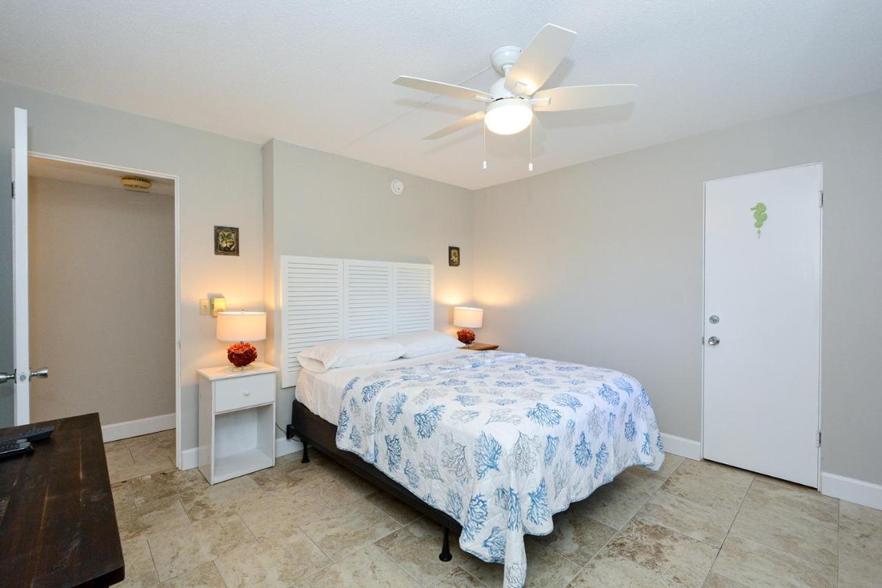 Canal 311 - Right In Siesta Key Village! * Sarasota