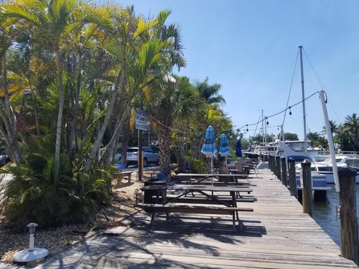 Aparthotel New Listing Cay Close To Beaches, Airport, Stores Sarasota