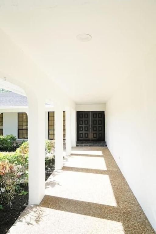 Holiday home Remodeled 4br Pool / Golf View/near Beaches