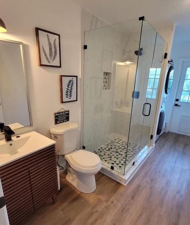 Remodeled 4br Pool / Golf View/near Beaches