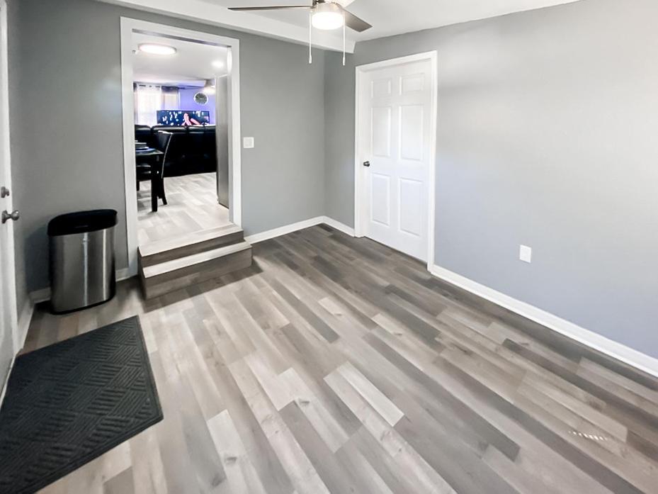 Modern, Spacious, Comfy, Queen Beds, Backyard