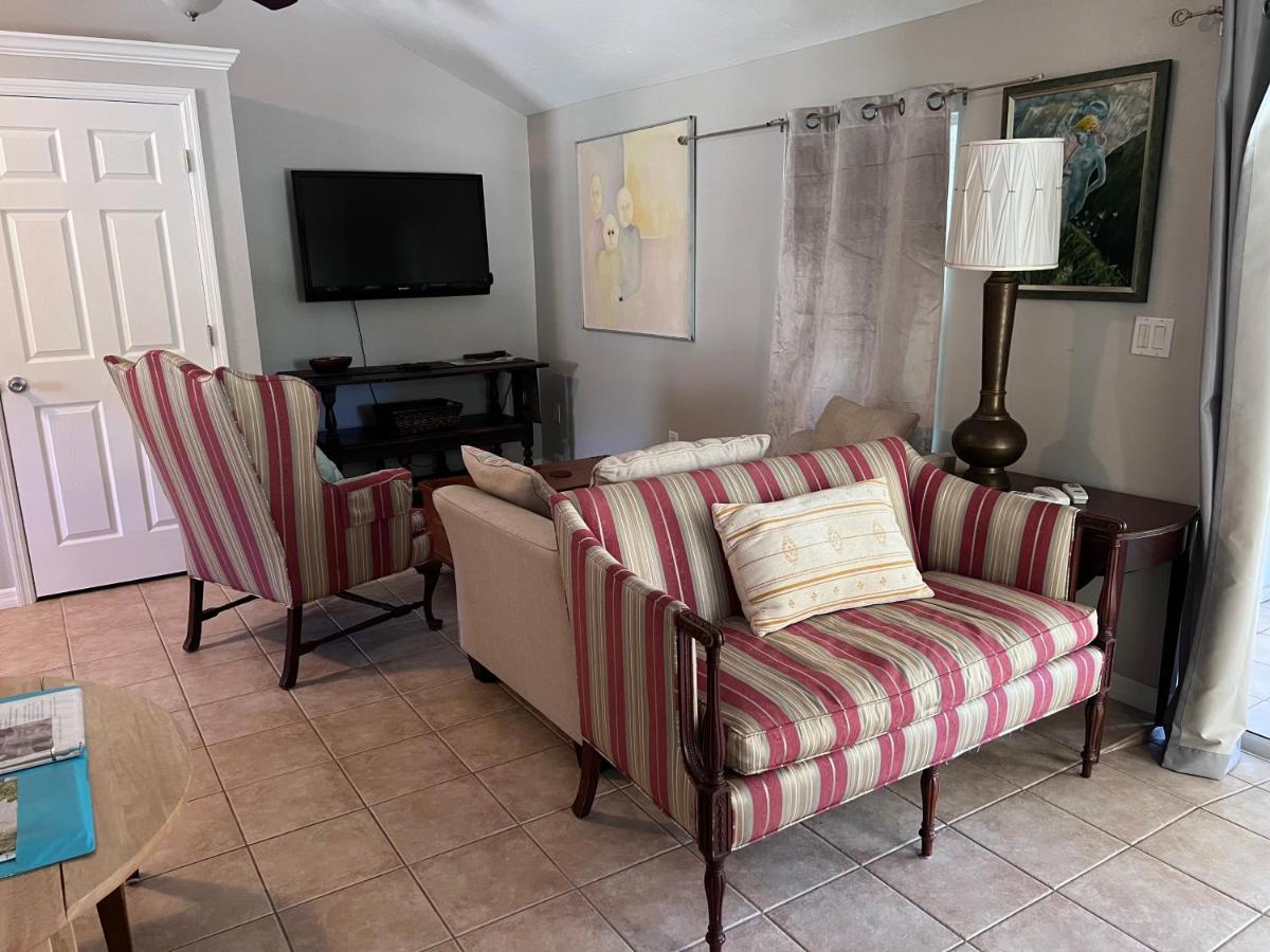 Villa Private With Outside Garden Walk To The Bay And Ringling Museum Minutes From Downtown