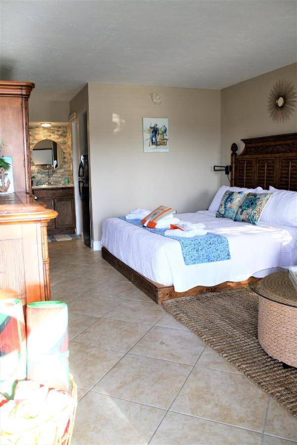 Bay Mariner - Gorgeous Water Front Condo! * Sarasota