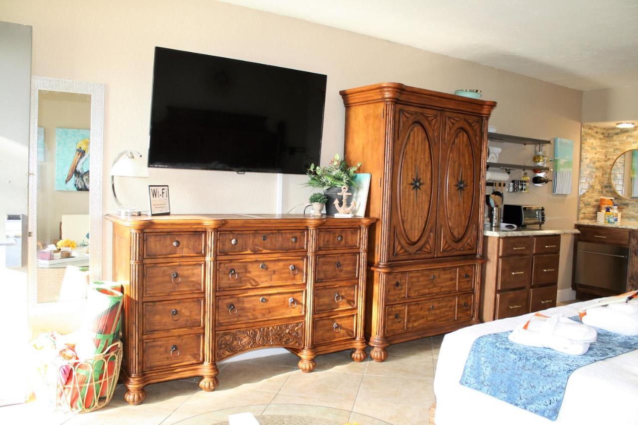 Bay Mariner - Gorgeous Water Front Condo!